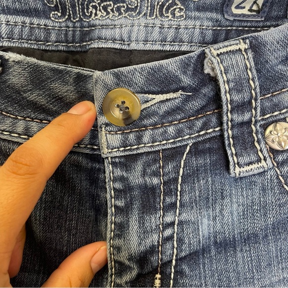 Miss Me Women’s Standard Boot Cut Denim Jeans Sz 27 - Picture 4 of 10